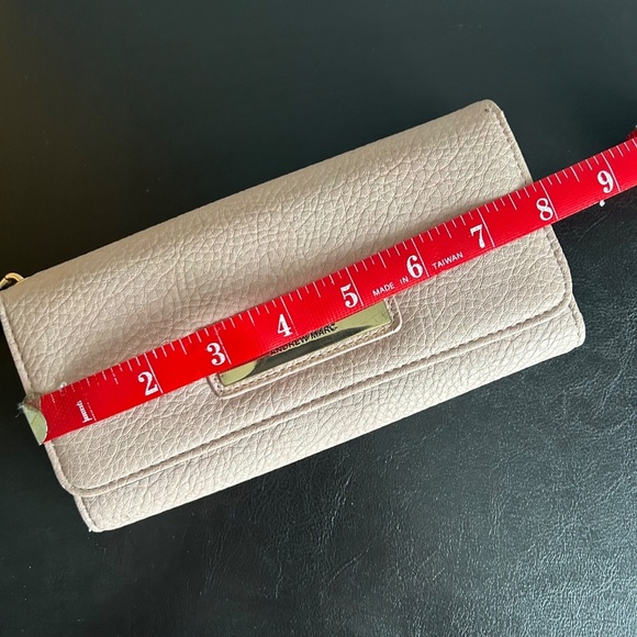 Marc New York (Andrew Marc) Pink  Pebbled Faux Leather Wallet - Picture 15 of 17